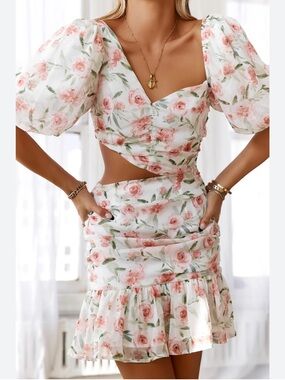 Hello Molly Floral Pink Puff Sleeve Mini Dress